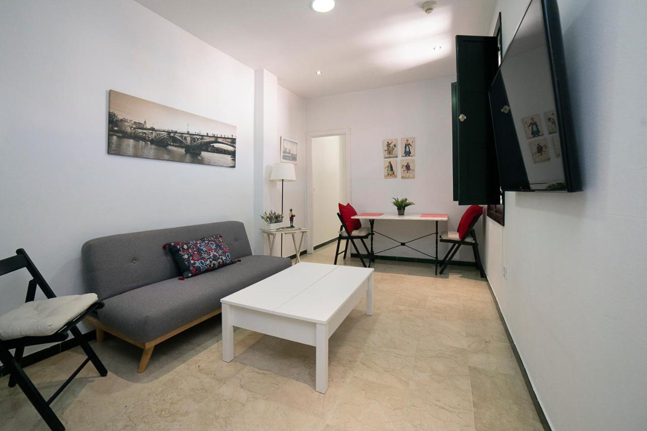 Alohamundi Lumbreras II Appartement Sevilla Buitenkant foto