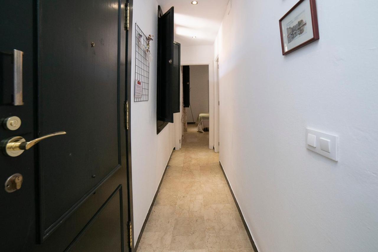 Alohamundi Lumbreras II Appartement Sevilla Buitenkant foto