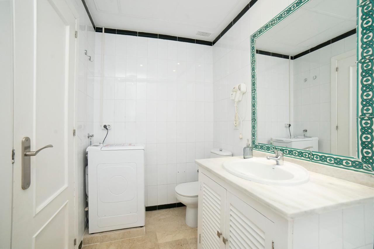 Alohamundi Lumbreras II Appartement Sevilla Buitenkant foto