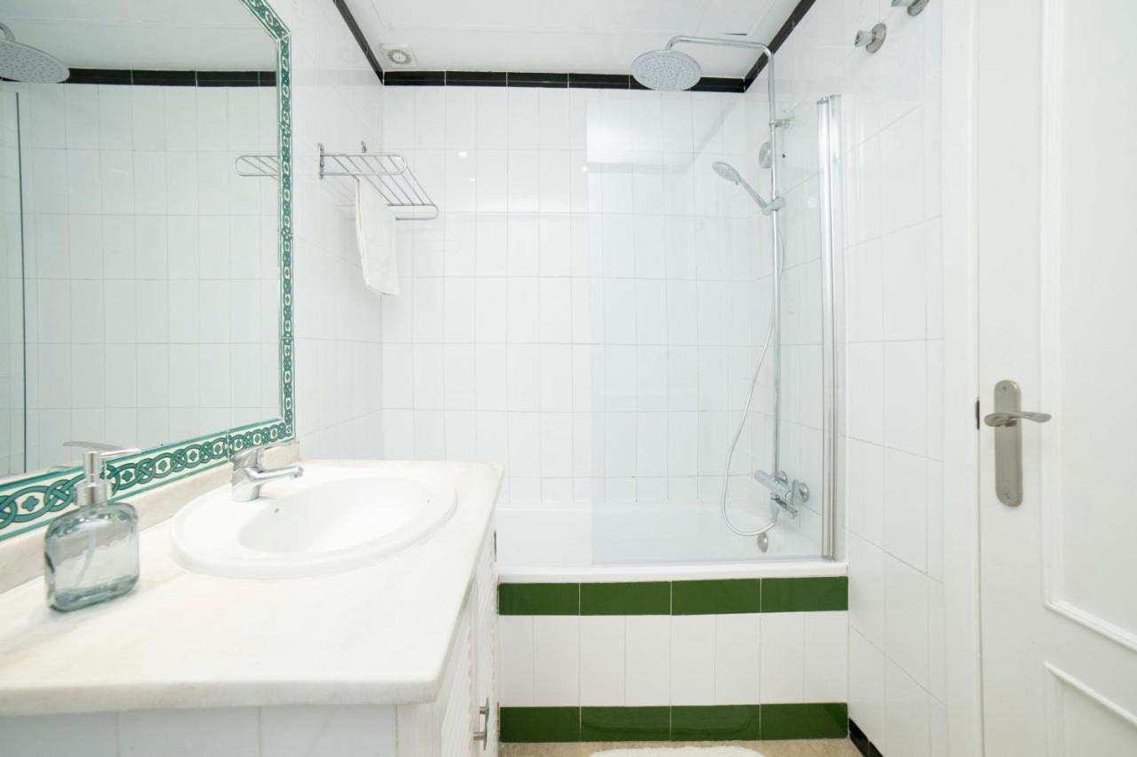Alohamundi Lumbreras II Appartement Sevilla Buitenkant foto