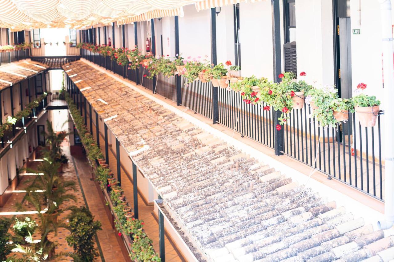Alohamundi Lumbreras II Appartement Sevilla Buitenkant foto