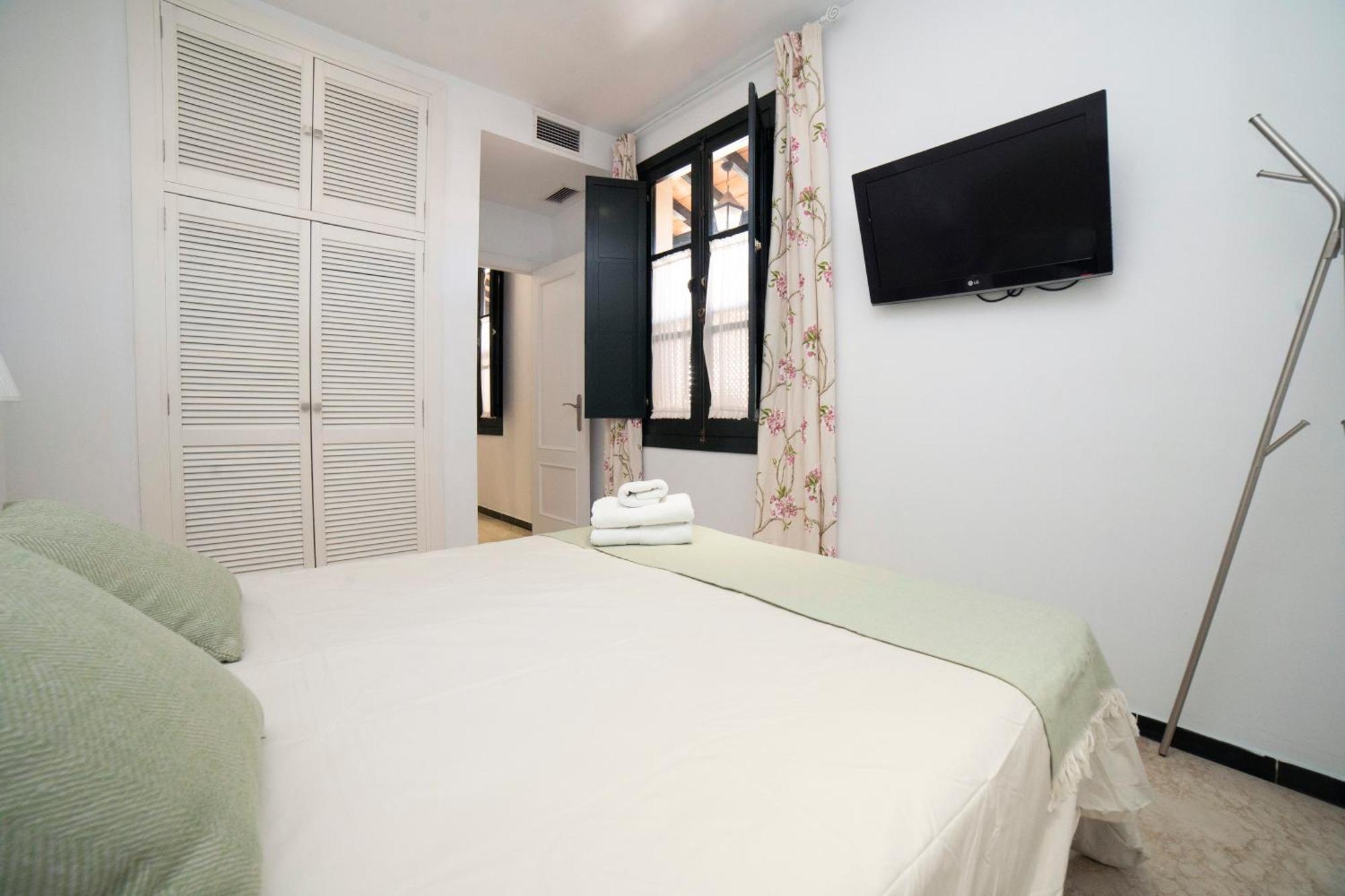 Alohamundi Lumbreras II Appartement Sevilla Buitenkant foto